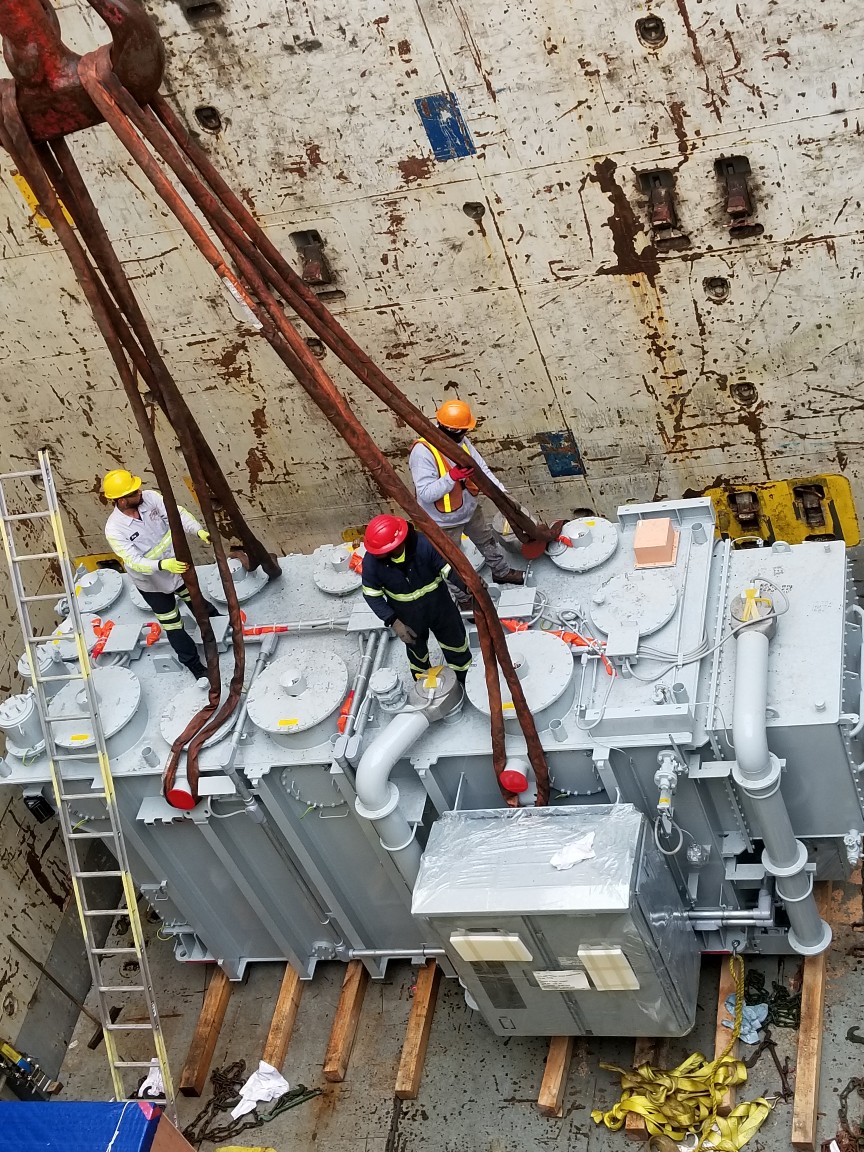 Vessel Hold Heavy Rigging